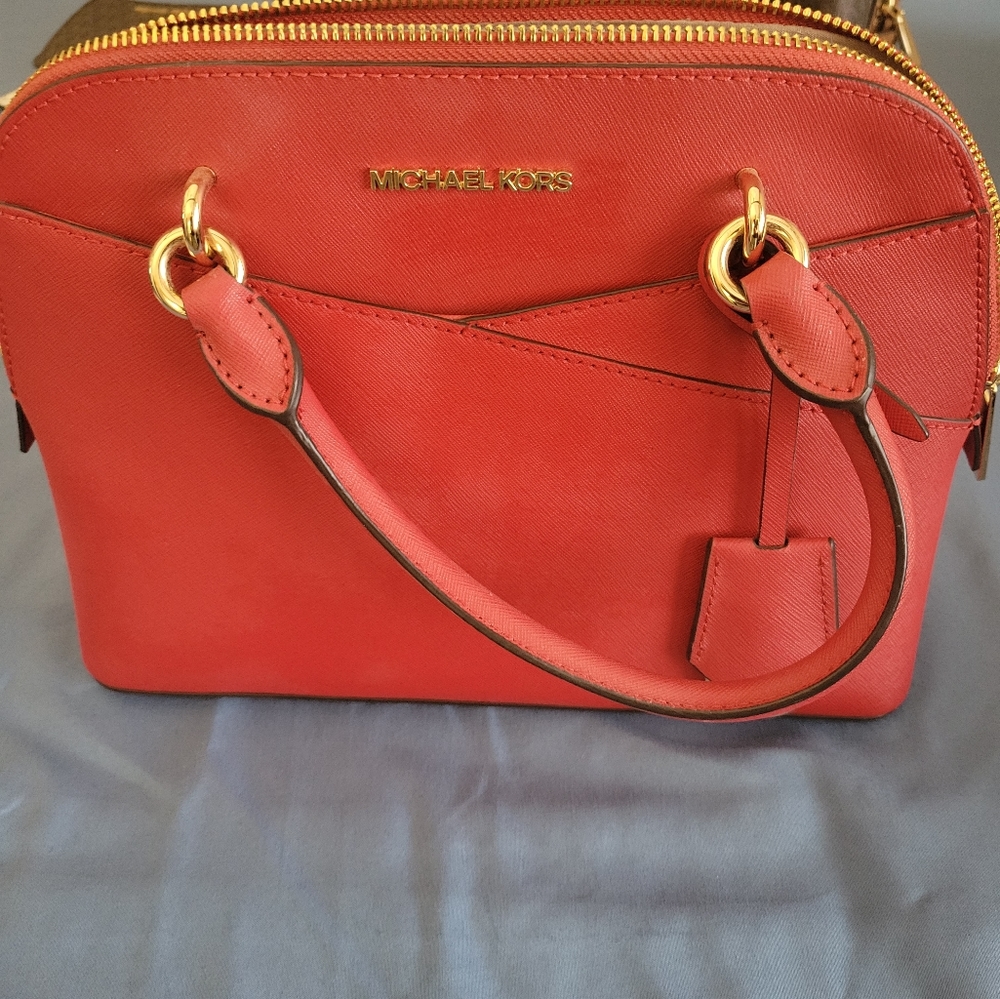 Michael kors satchel